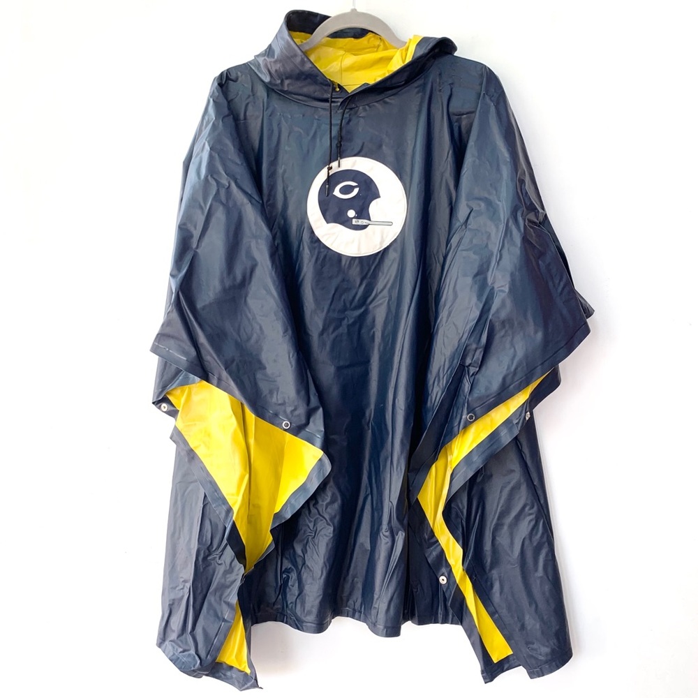 Vintage 1960’s-70’s Chicago Bears Navy Rain Poncho